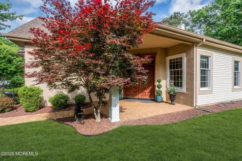 6 Sunningdale Court Jackson NJ 08527