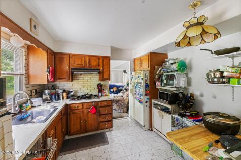 12 Villanova Road Parlin NJ 08859