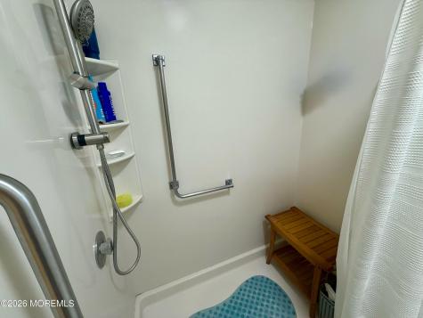 48 Sunflower Lane Toms River NJ 08755