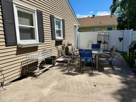 48 Sunflower Lane Toms River NJ 08755