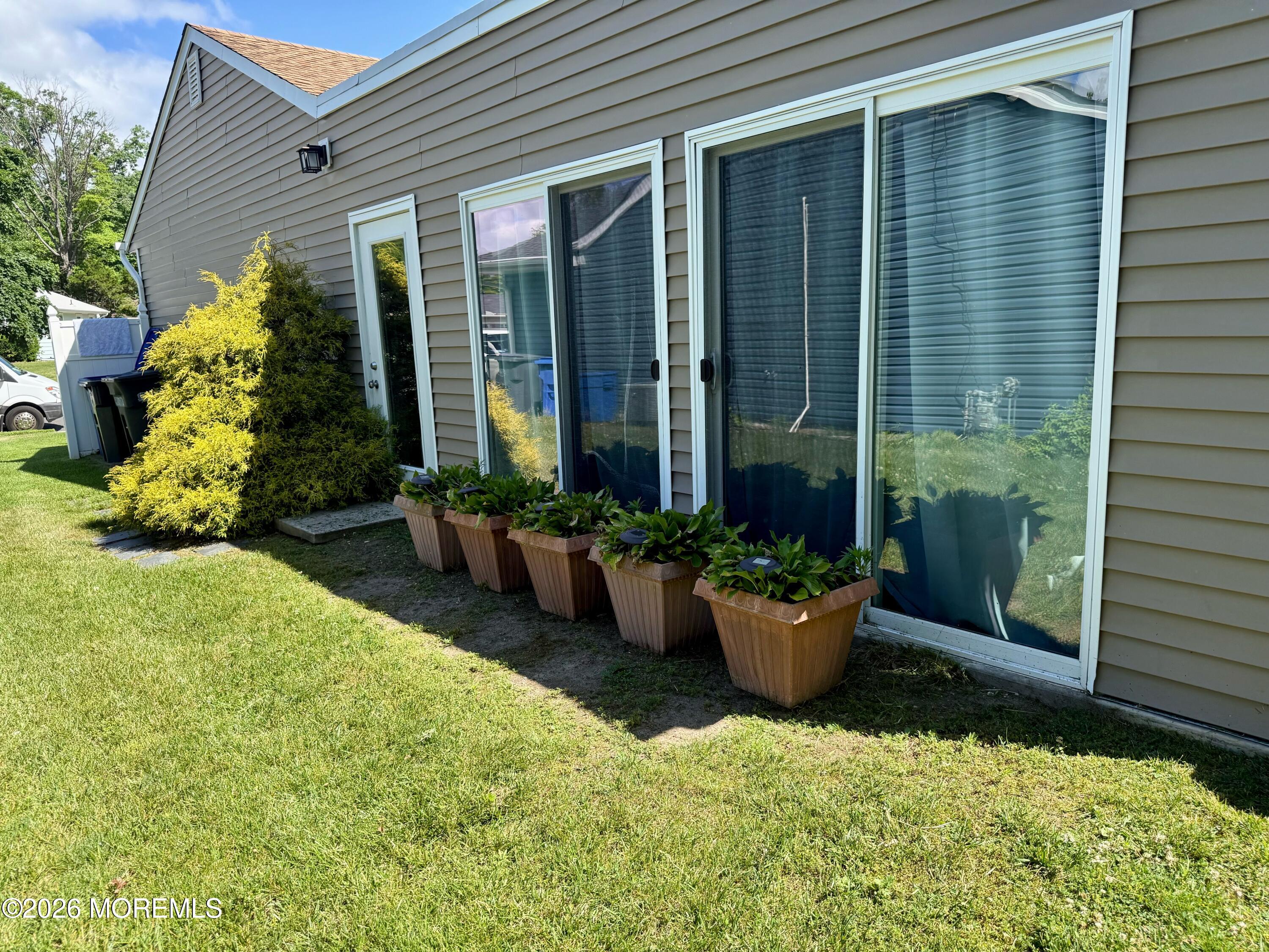 48 Sunflower Lane Toms River NJ 08755