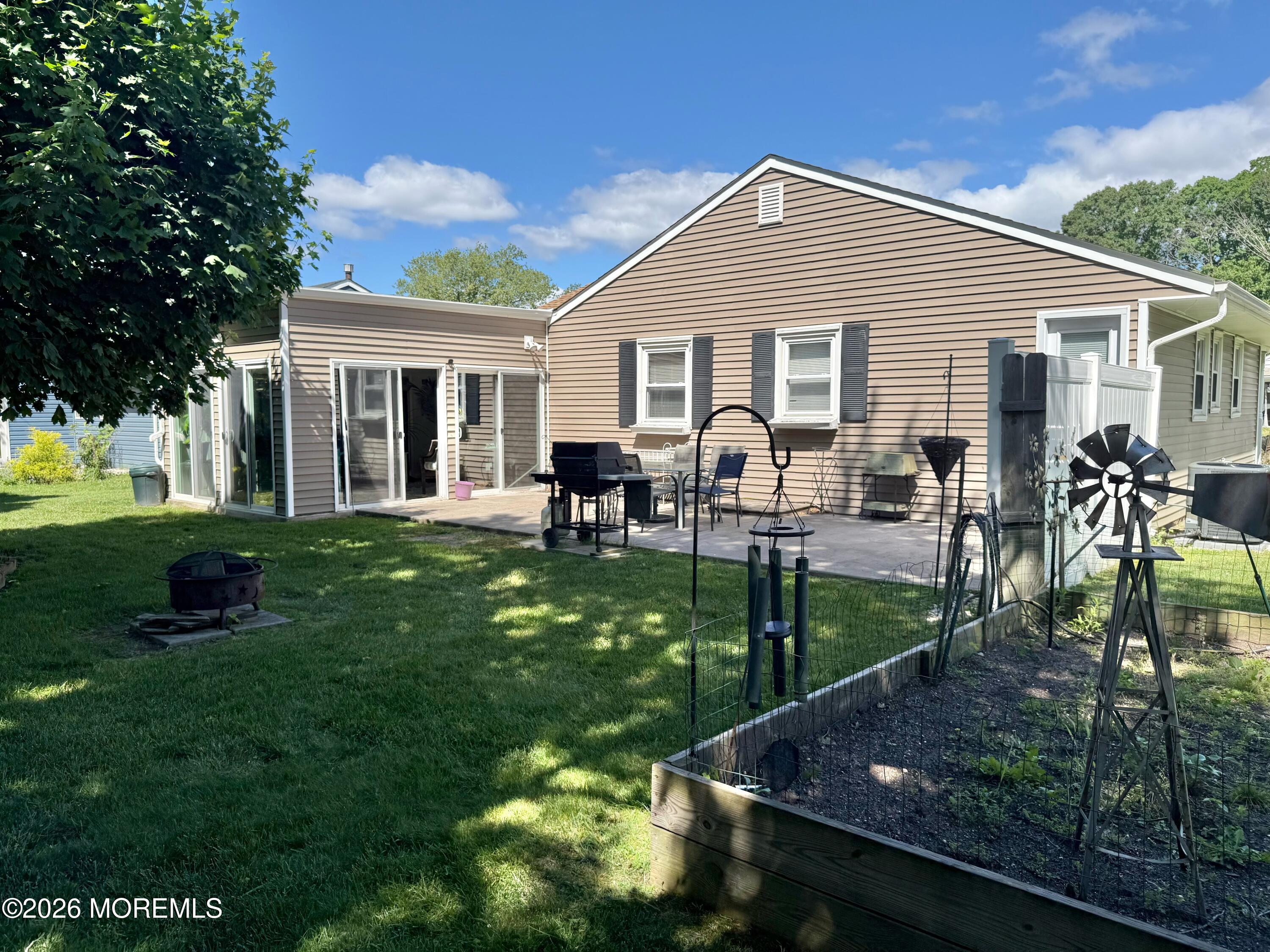48 Sunflower Lane Toms River NJ 08755