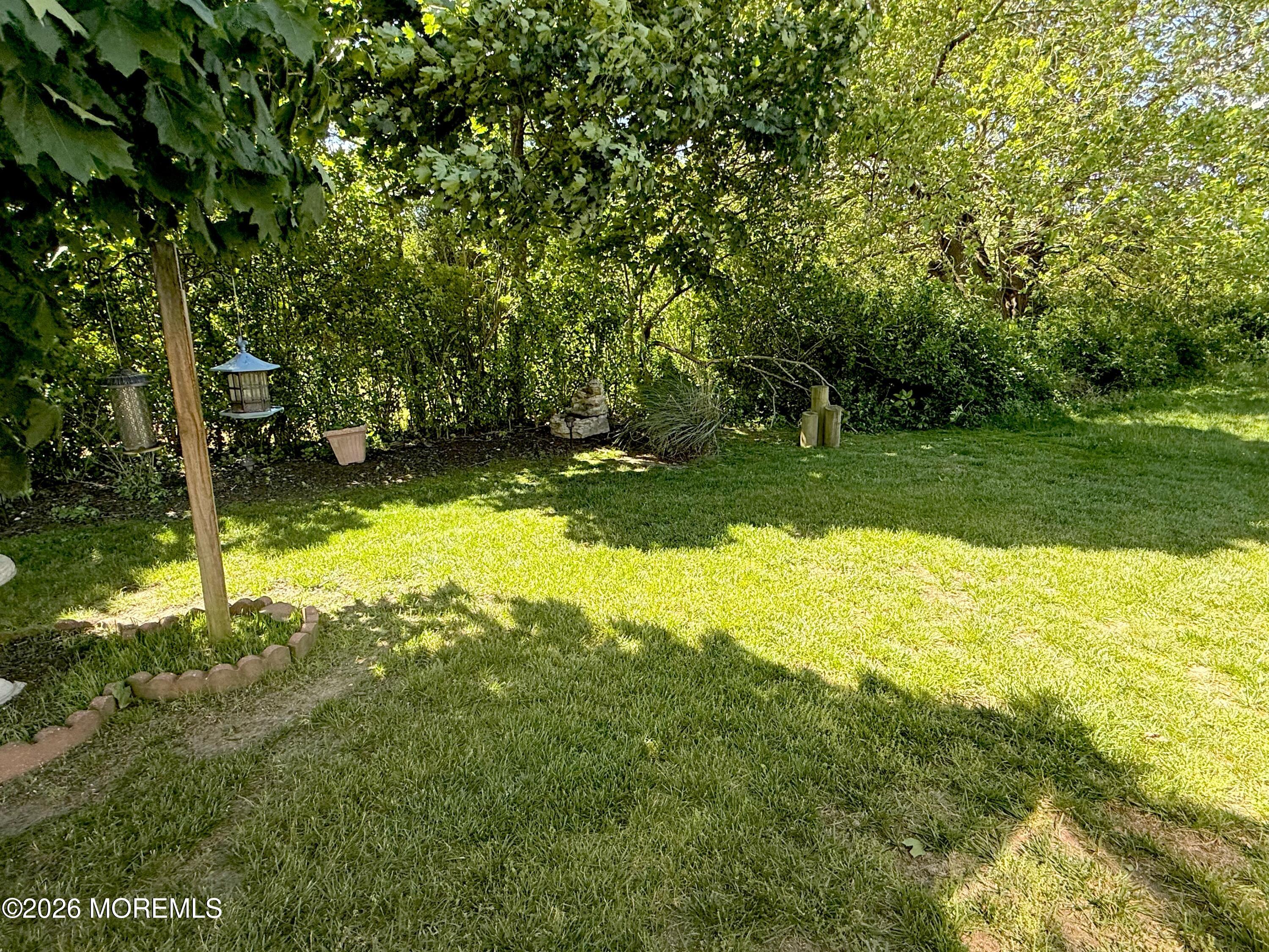 48 Sunflower Lane Toms River NJ 08755