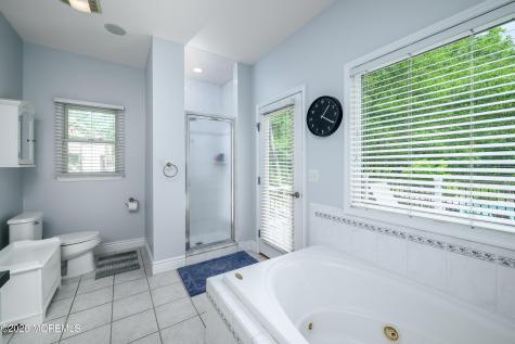 27 Olivia Way Jackson NJ 08527