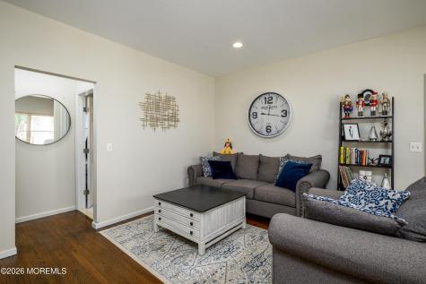 27 Olivia Way Jackson NJ 08527