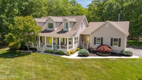 27 Olivia Way Jackson NJ 08527