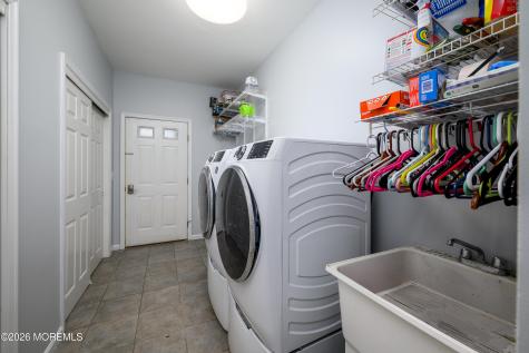 27 Olivia Way Jackson NJ 08527