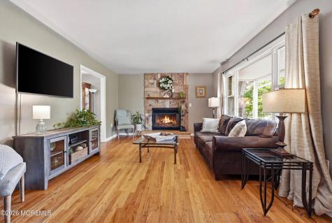 715 Carol Avenue Oakhurst NJ 07755