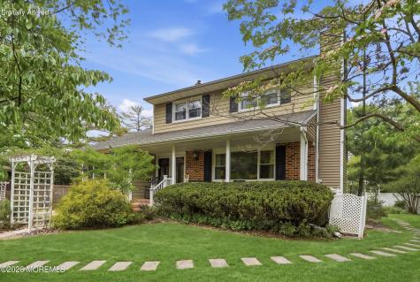 715 Carol Avenue Oakhurst NJ 07755