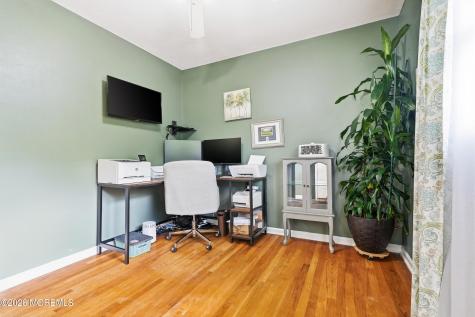 715 Carol Avenue Oakhurst NJ 07755