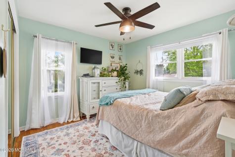 715 Carol Avenue Oakhurst NJ 07755