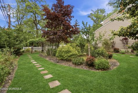 715 Carol Avenue Oakhurst NJ 07755