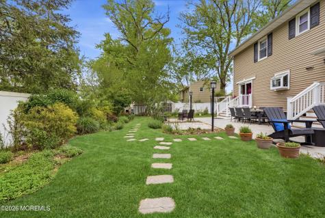 715 Carol Avenue Oakhurst NJ 07755
