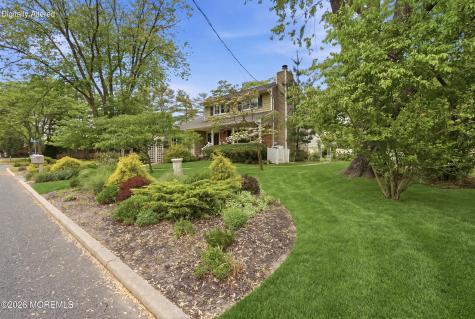 715 Carol Avenue Oakhurst NJ 07755