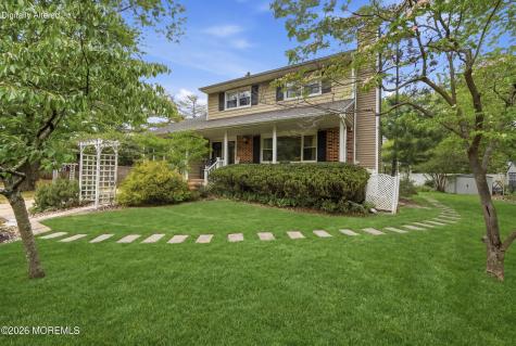 715 Carol Avenue Oakhurst NJ 07755