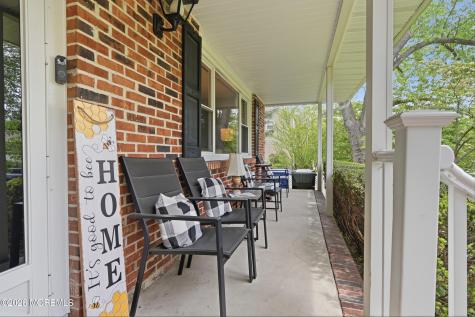 715 Carol Avenue Oakhurst NJ 07755