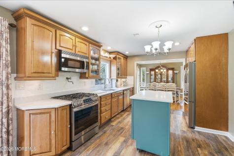 715 Carol Avenue Oakhurst NJ 07755