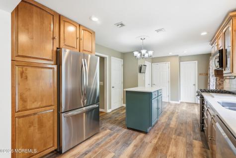 715 Carol Avenue Oakhurst NJ 07755