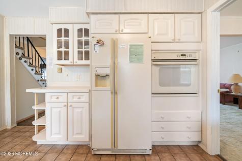 510 Oak Hill Court Lanoka Harbor NJ 08734