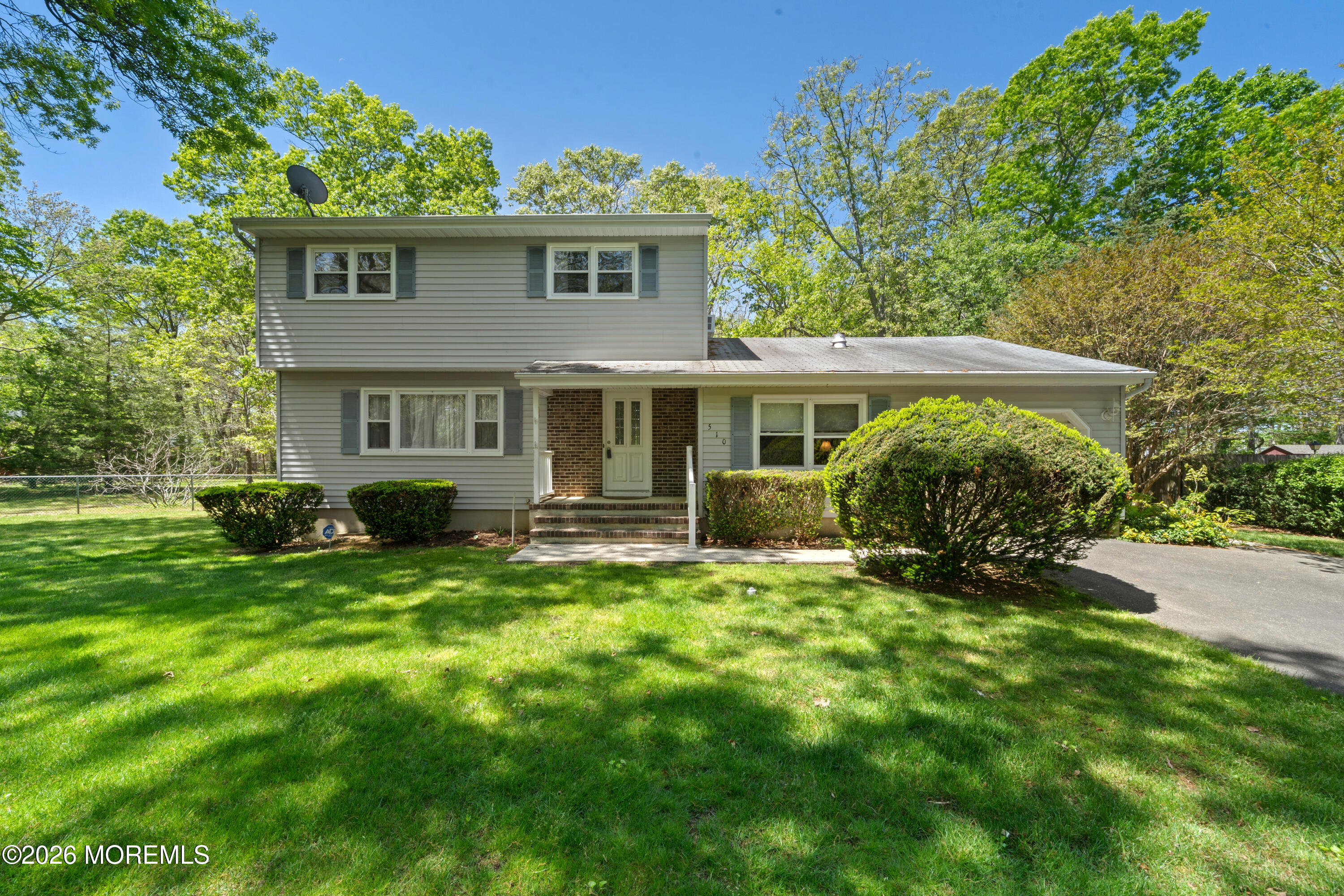 510 Oak Hill Court Lanoka Harbor NJ 08734