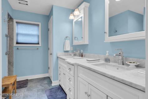 31 Society Hill Way Tinton Falls NJ 07724