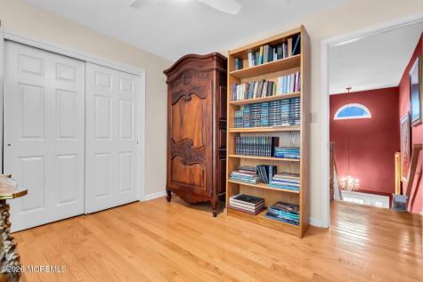 31 Society Hill Way Tinton Falls NJ 07724