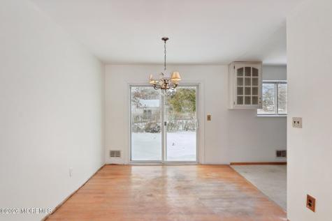 1124 Spray Avenue Beachwood NJ 08722