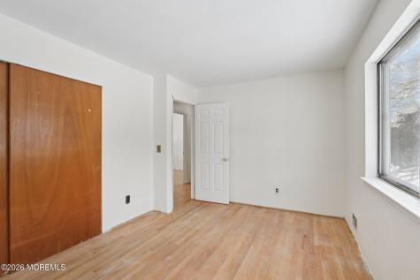 1124 Spray Avenue Beachwood NJ 08722