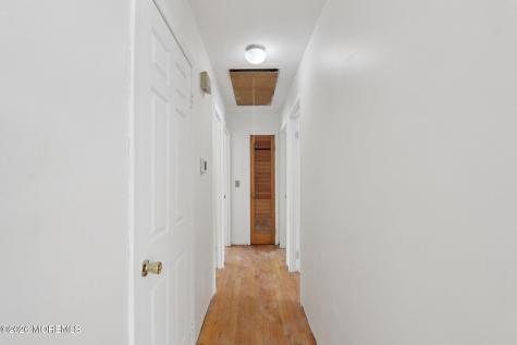 1124 Spray Avenue Beachwood NJ 08722