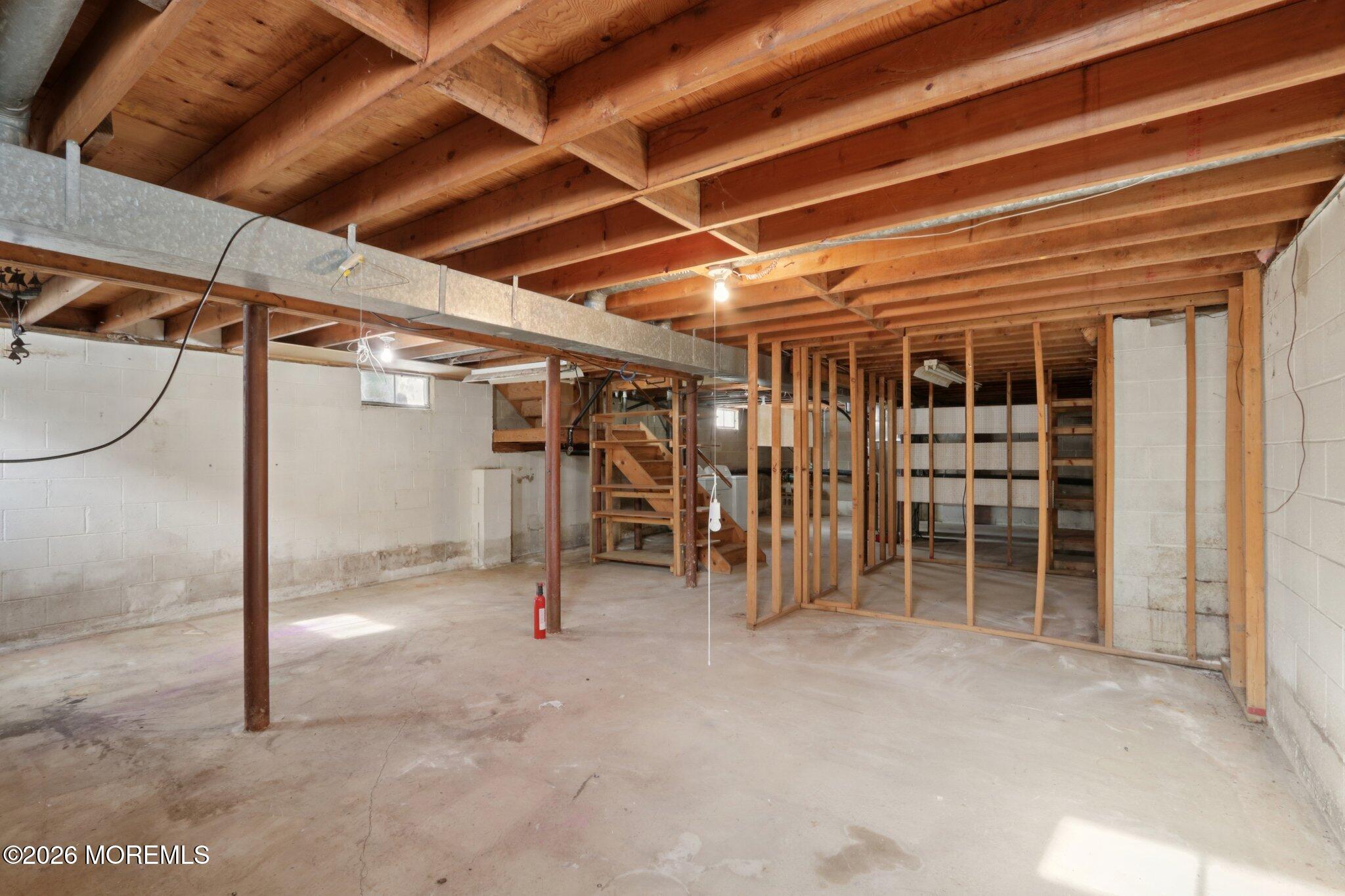 1124 Spray Avenue Beachwood NJ 08722