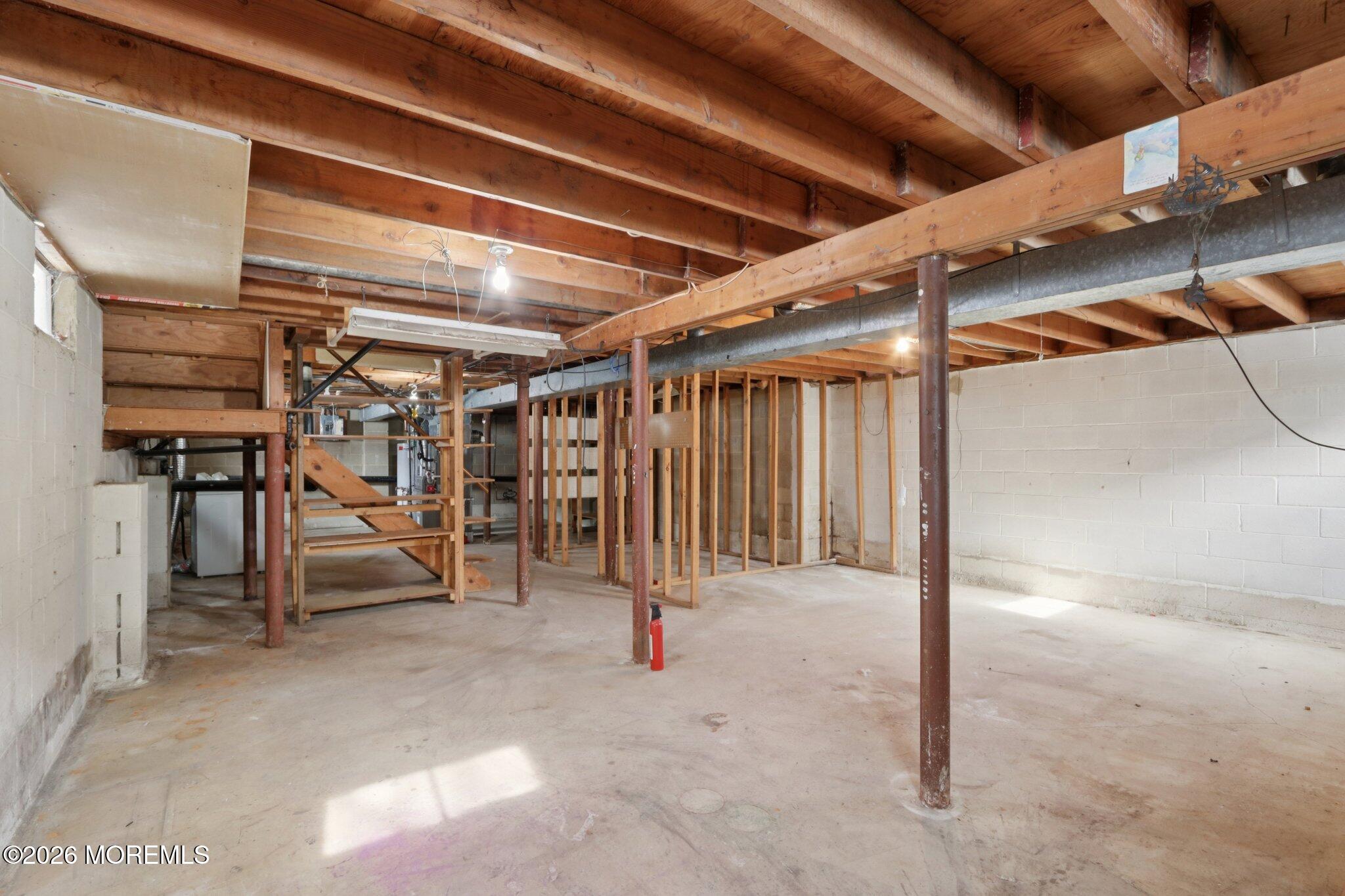 1124 Spray Avenue Beachwood NJ 08722