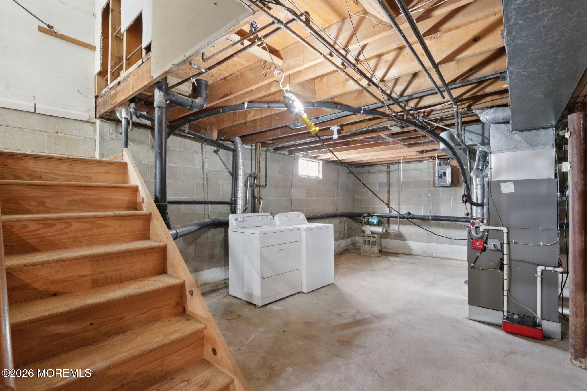 1124 Spray Avenue Beachwood NJ 08722