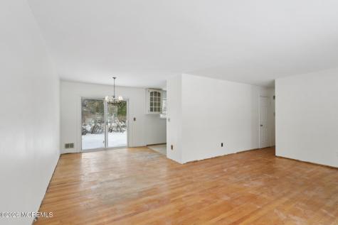 1124 Spray Avenue Beachwood NJ 08722