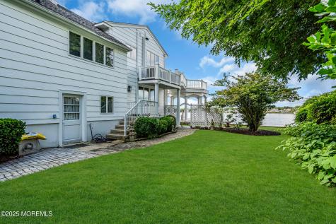35 Magnolia Lane Toms River NJ 08753