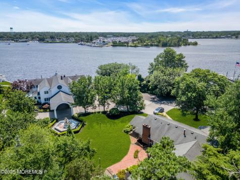 35 Magnolia Lane Toms River NJ 08753
