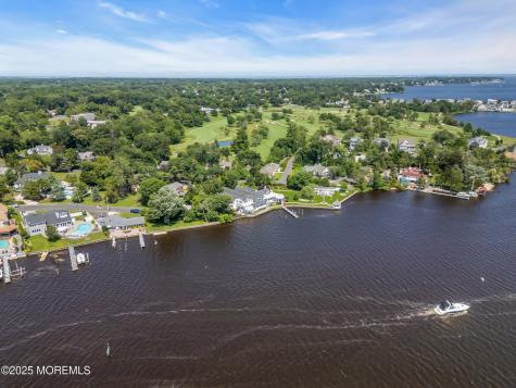 35 Magnolia Lane Toms River NJ 08753