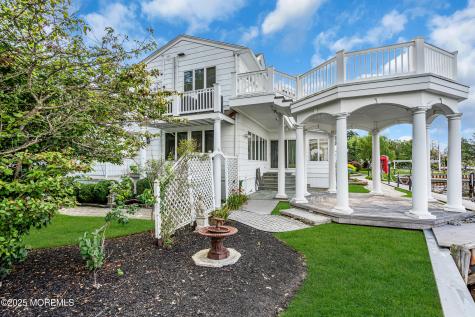 35 Magnolia Lane Toms River NJ 08753