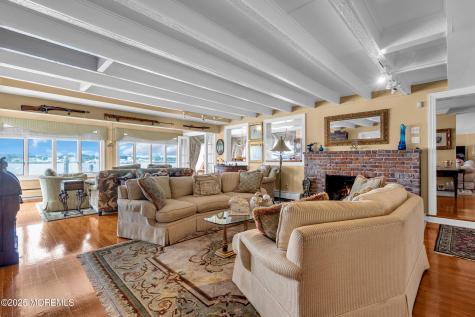 35 Magnolia Lane Toms River NJ 08753