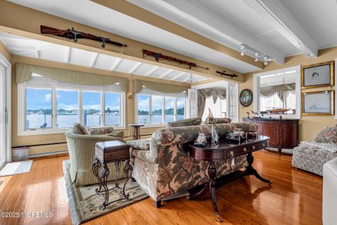 35 Magnolia Lane Toms River NJ 08753