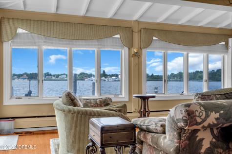 35 Magnolia Lane Toms River NJ 08753