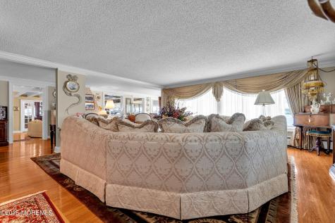 35 Magnolia Lane Toms River NJ 08753