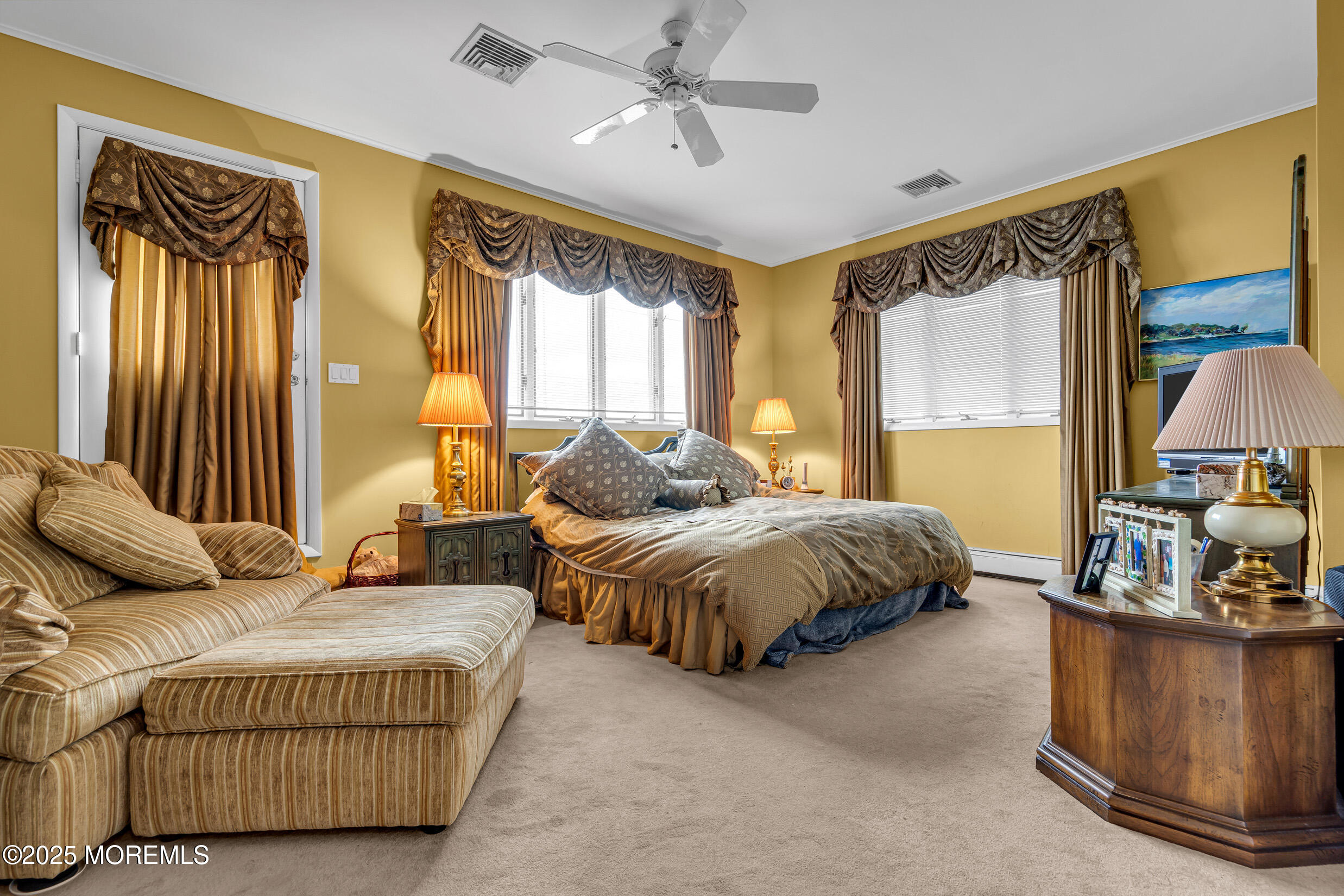 35 Magnolia Lane Toms River NJ 08753