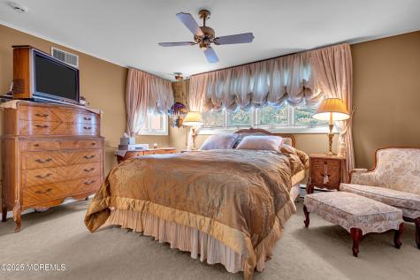 35 Magnolia Lane Toms River NJ 08753
