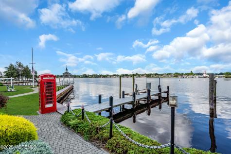 35 Magnolia Lane Toms River NJ 08753