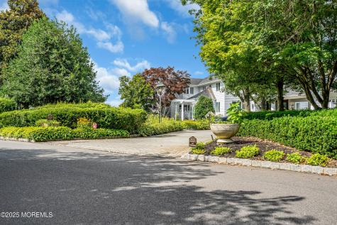 35 Magnolia Lane Toms River NJ 08753