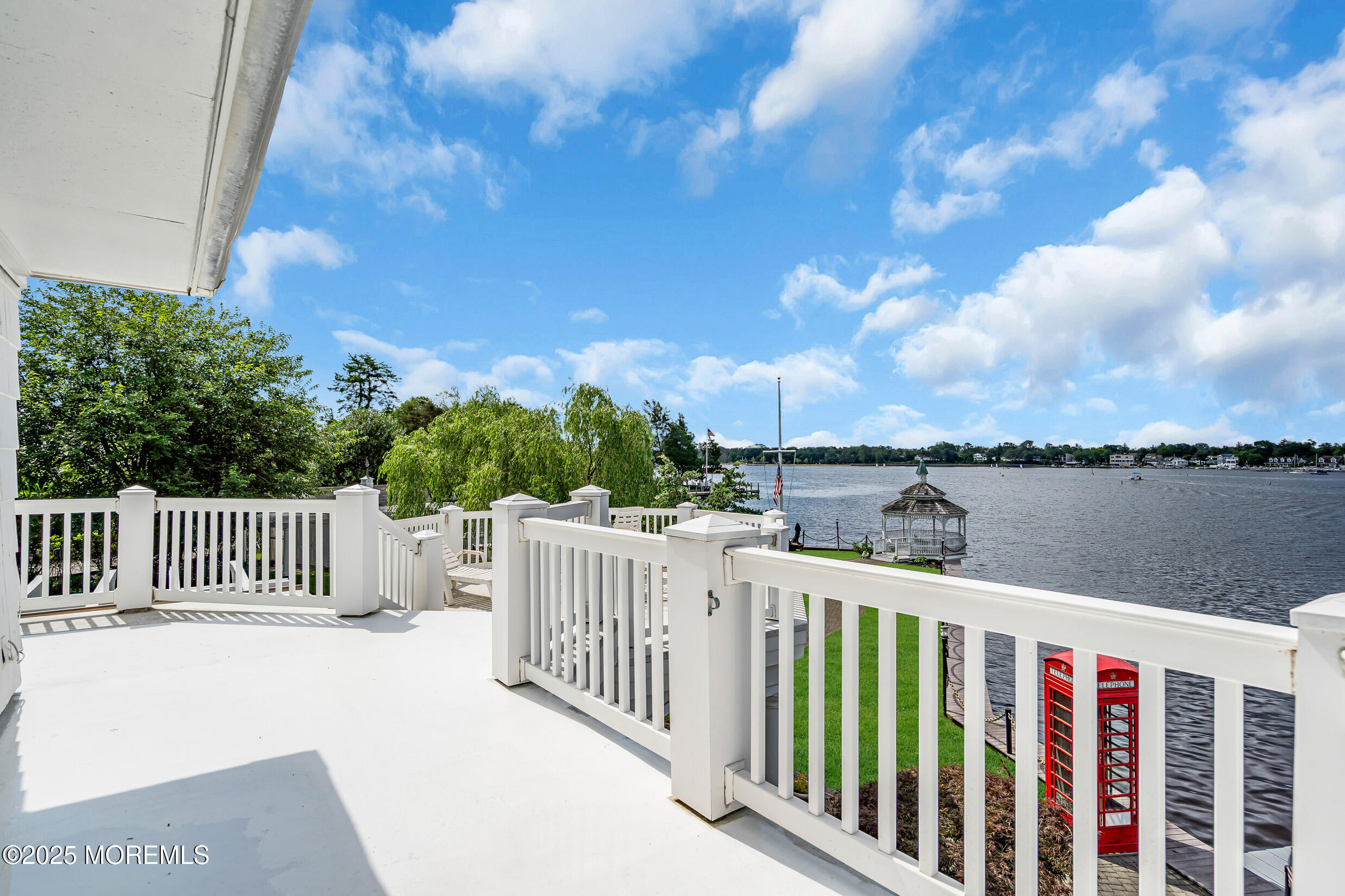 35 Magnolia Lane Toms River NJ 08753