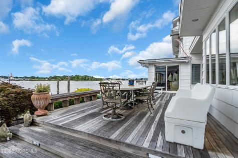 35 Magnolia Lane Toms River NJ 08753