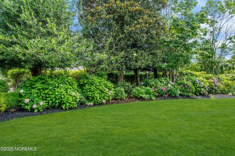 35 Magnolia Lane Toms River NJ 08753