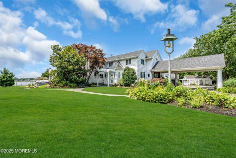 35 Magnolia Lane Toms River NJ 08753