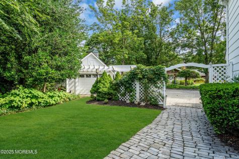 35 Magnolia Lane Toms River NJ 08753